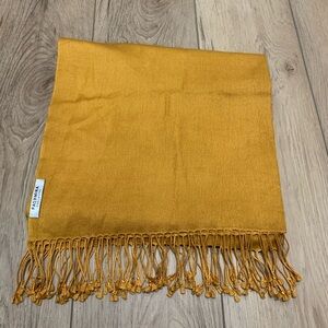 Pashmina Exclusive Golden Scarf with Fringe